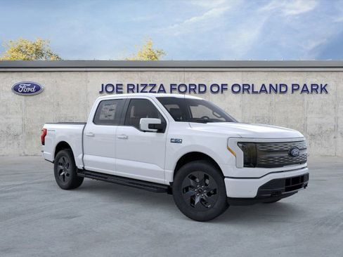 New 2025 Ford F150 Lightning Lariat image 7