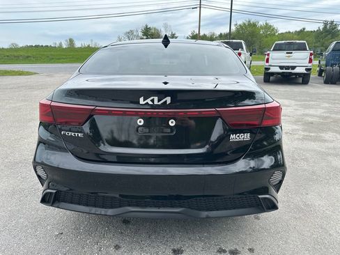 Used 2024 Kia Forte LXS FWD image 4