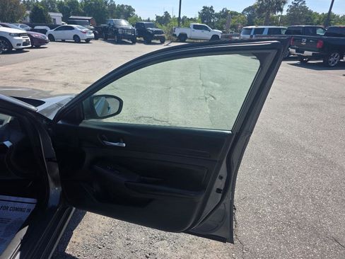 Used 2021 Nissan Altima 2.5 S image 10