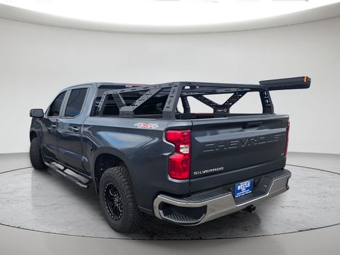 Used 2020 Chevrolet Silverado 1500 LT AWD/4WD image 8