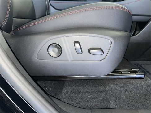 New 2026 Chevrolet Traverse RS image 24