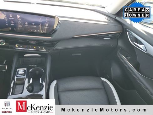 Used 2025 Buick Envision Sport Touring AWD/4WD image 27