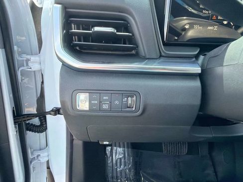 New 2026 GMC Terrain Denali AWD/4WD image 30