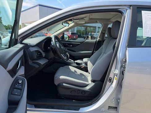 Used 2025 Subaru Legacy Premium AWD/4WD image 9