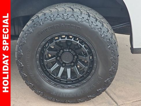 Used 2025 Chevrolet Silverado 1500 LT w/ Safety Package image 37