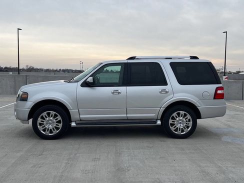 Used 2011 Ford Expedition Limited image 5