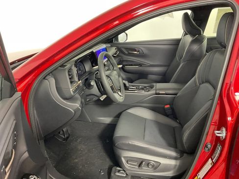 New 2026 Toyota Crown Signia Limited image 16