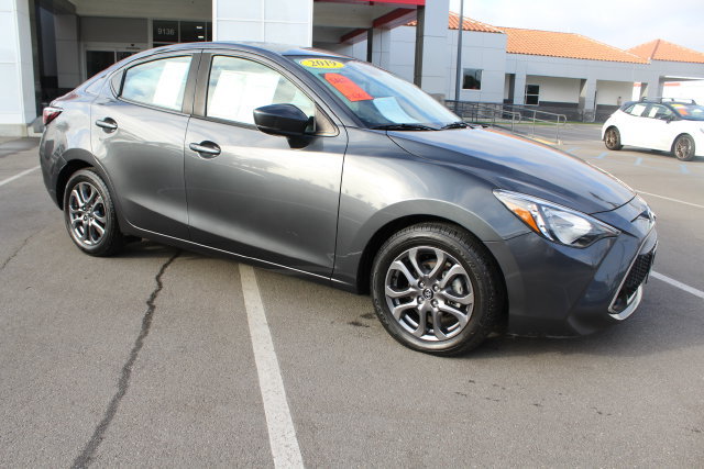 Used 2019 Toyota Yaris LE FWD image 19