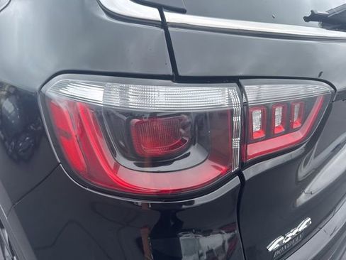 Used 2022 Jeep Compass Limited image 23