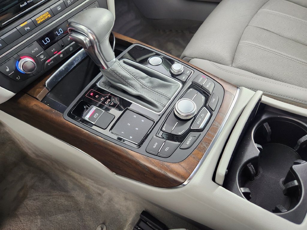 Used 2015 Audi A6 TDI Prestige w/ Prestige Package AWD/4WD image 25