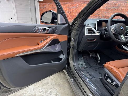 New 2026 BMW X7 xDrive40i image 9