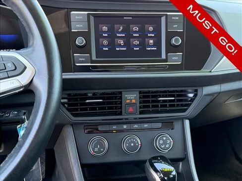 Used 2024 Volkswagen Jetta S FWD image 17