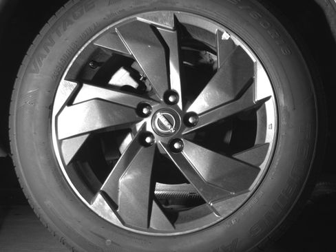 Used 2025 Nissan Rogue SV image 15