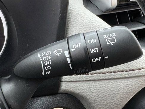 Used 2023 Toyota RAV4 XLE image 23