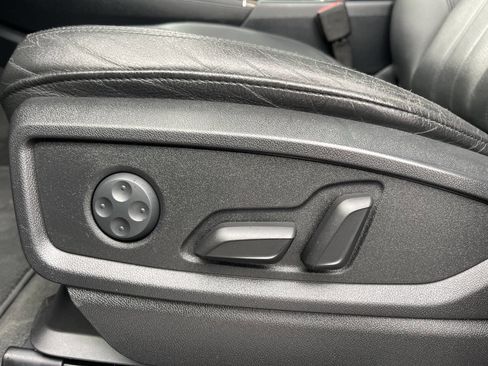 Used 2018 Audi Q5 2.0T Premium image 21