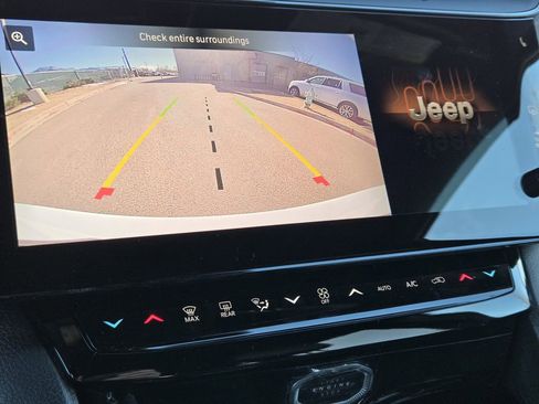 New 2026 Jeep Grand Cherokee Altitude AWD/4WD image 10