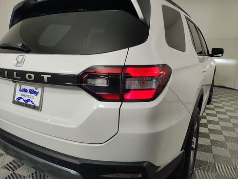 New 2026 Honda Pilot EX-L image 31