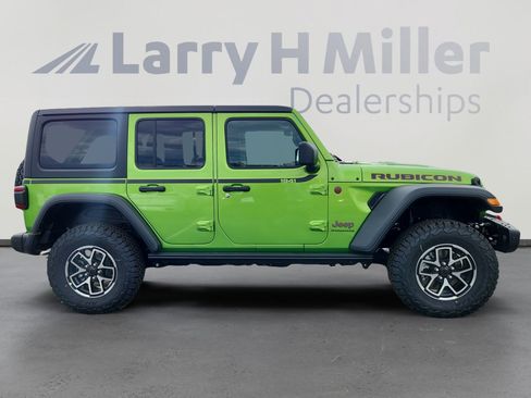 New 2026 Jeep Wrangler Unlimited Rubicon w/ Steel Bumper Group AWD/4WD image 7