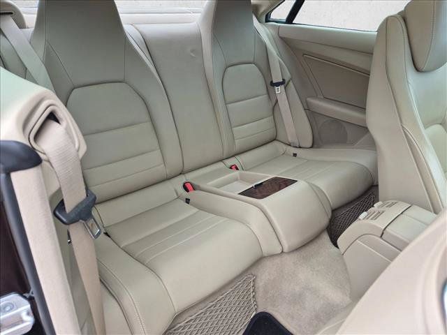 Used 2010 Mercedes-Benz E 550 Coupe image 20