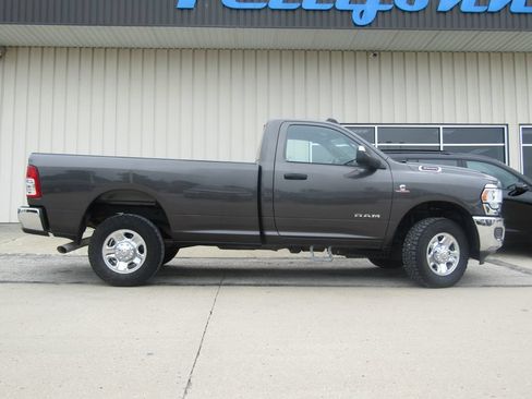 Used 2021 RAM 3500 Tradesman AWD/4WD image 2