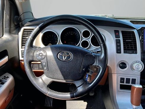 Used 2007 Toyota Tundra Limited AWD/4WD image 9