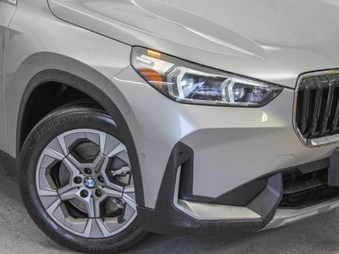 Used 2023 BMW X1 xDrive28i w/ Convenience Package AWD/4WD image 2
