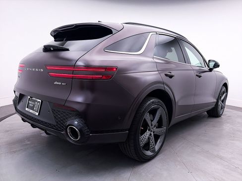 Used 2022 Genesis GV70 3.5T Sport w/ Sport Prestige Package image 18