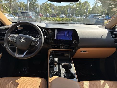 Used 2024 Lexus NX 250 FWD w/ Towing Package (2000 Lbs) image 15