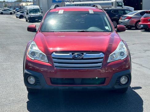 Used 2014 Subaru Outback 2.5i Premium w/ Accessory Value Package (OYZ) AWD/4WD image 10