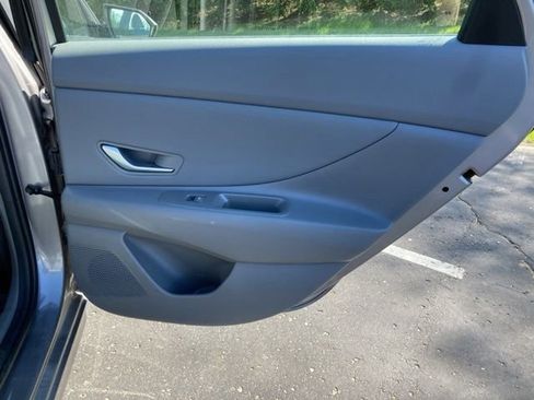 Used 2023 Hyundai Elantra SEL w/ Convenience Package FWD image 26