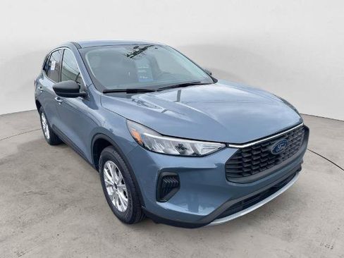 Certified 2023 Ford Escape Active AWD/4WD image 3