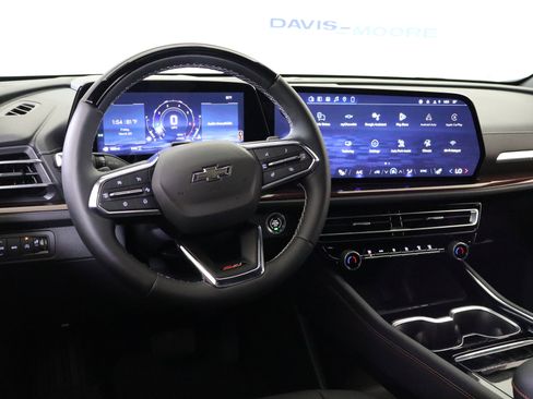 New 2026 Chevrolet Traverse Z71 w/ Enhanced Driving Package AWD/4WD image 18