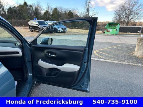 Certified 2024 Honda HR-V LX image 18