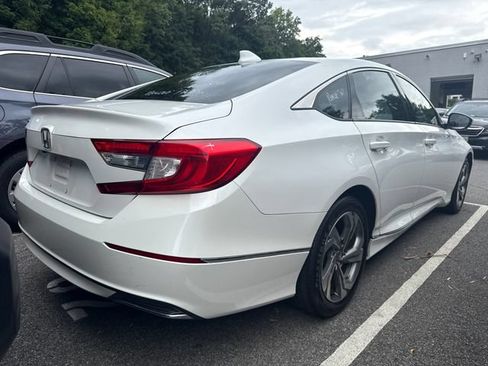 Used 2018 Honda Accord EX image 2