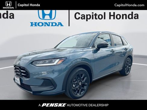 Used 2025 Honda HR-V Sport image 1