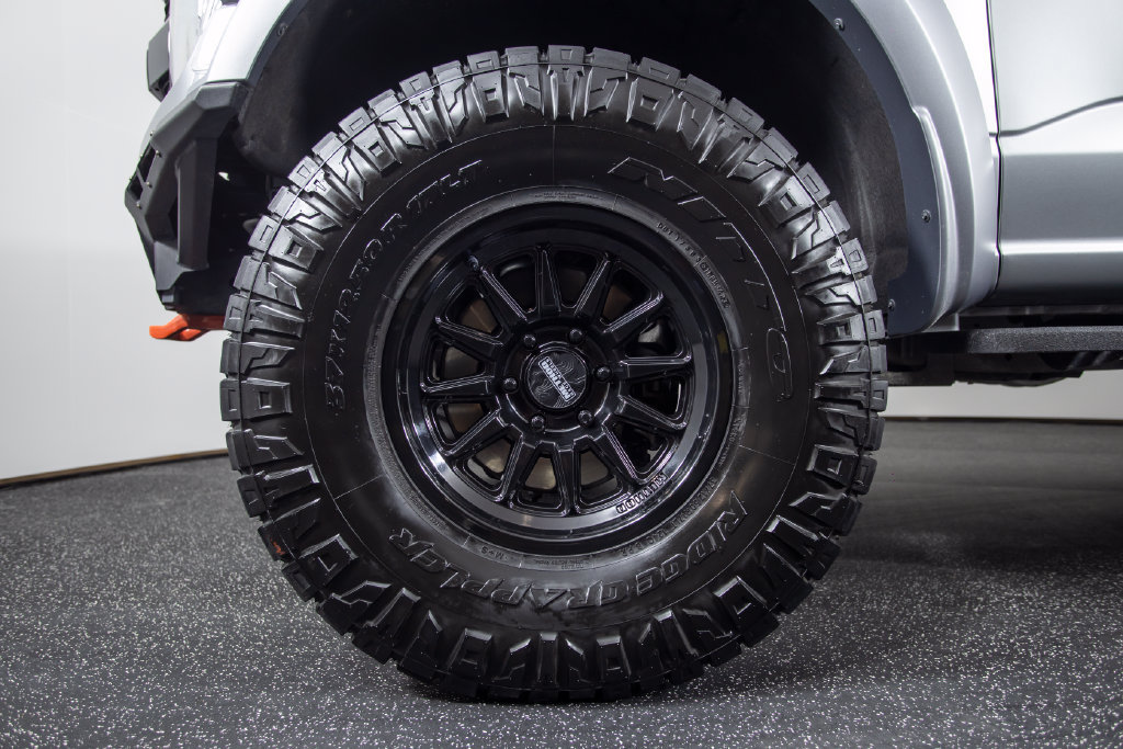 Used 2023 Ford F150 Raptor w/ Equipment Group 802A Raptor R AWD/4WD image 19