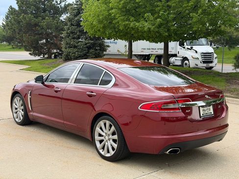Used 2011 Jaguar XF Premium RWD image 7