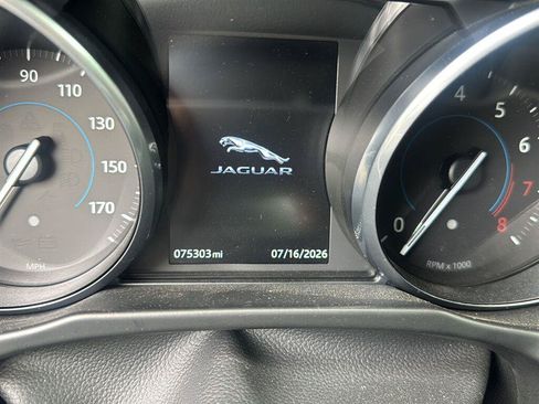 Used 2017 Jaguar XF R-Sport AWD/4WD image 6