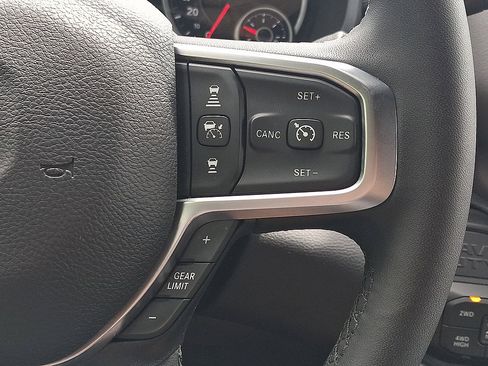 Used 2026 RAM 2500 Big Horn AWD/4WD image 18
