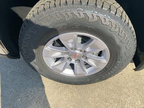 New 2026 GMC Sierra 1500 Pro w/ Pro Value Package image 10