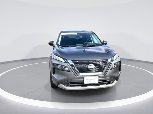 Used 2023 Nissan Rogue S image 3