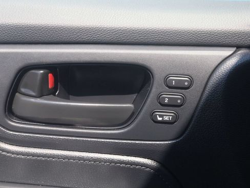 Used 2025 Honda Odyssey EX-L image 5