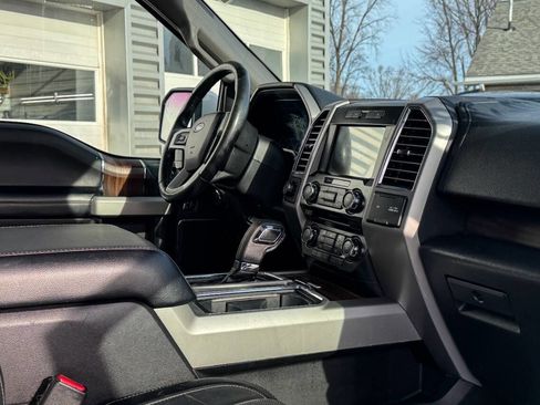 Used 2016 Ford F150 Lariat w/ Equipment Group 501A Mid image 13