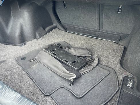 Used 2016 Lexus IS 200t w/ F Sport Package image 17