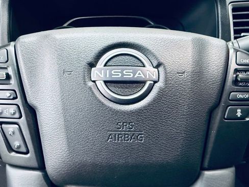 Used 2024 Nissan Frontier SL w/ Technology Package RWD image 7