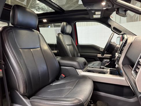 Used 2020 Ford F150 Lariat w/ Equipment Group 502A Luxury AWD/4WD image 21