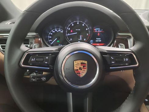 New 2026 Porsche Macan image 16