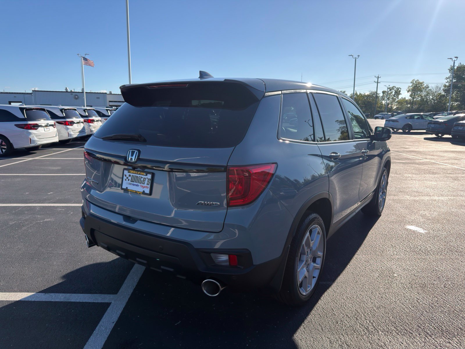 Used 2024 Honda Passport EX-L image 8