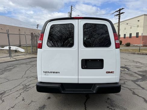 Used 2020 GMC Savana 2500 image 4