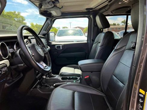 Used 2022 Jeep Wrangler Unlimited Sahara 4xe w/ Dual Top Group image 10